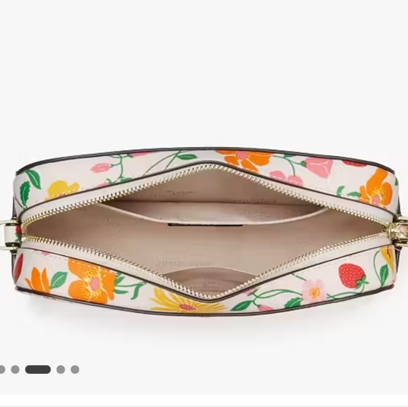 Kate Spade Strawberry Floral Camera Crossbody π - Picture 3 of 5